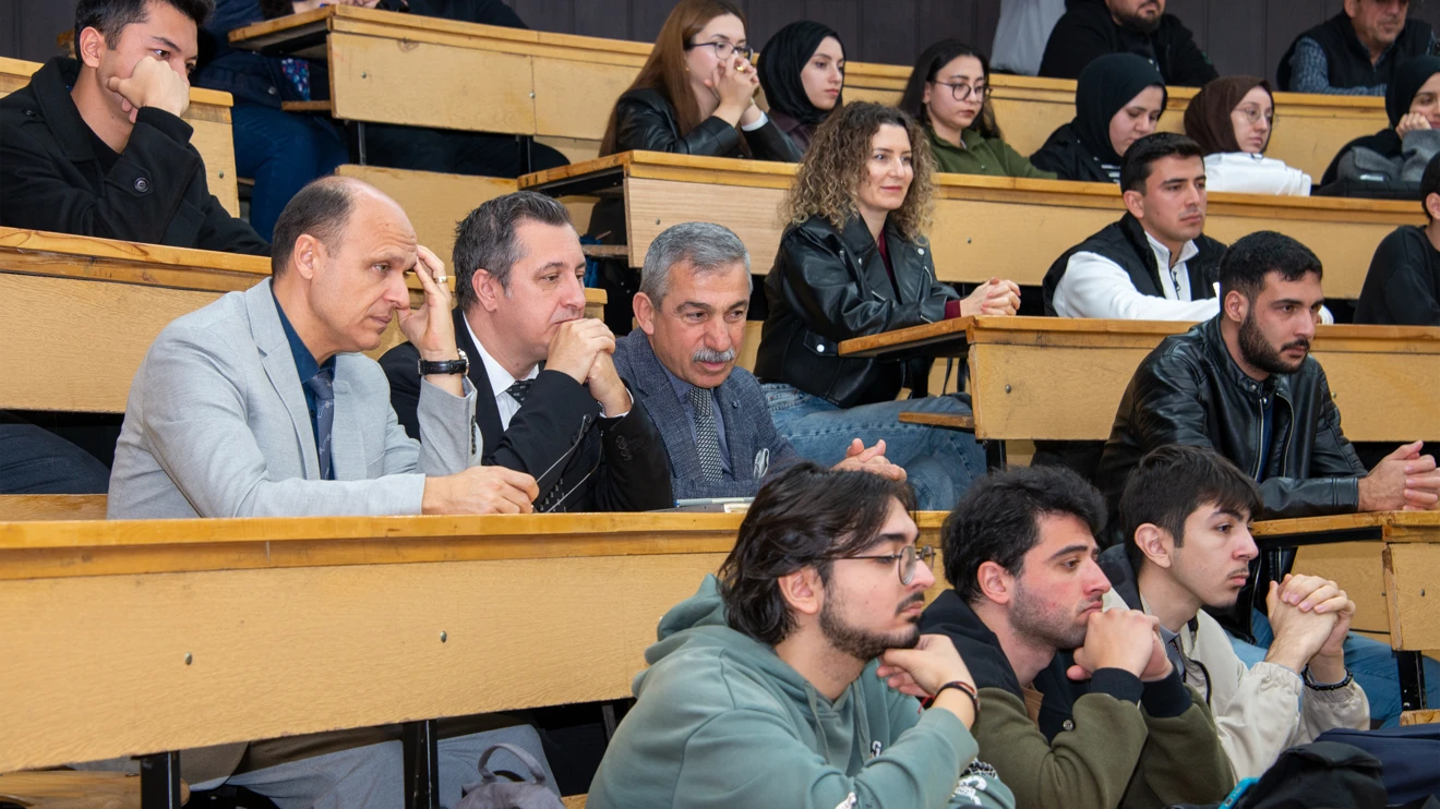 Selçuk Üniversitesinde “Kimlik ve Aidiyet” paneli düzenlendi